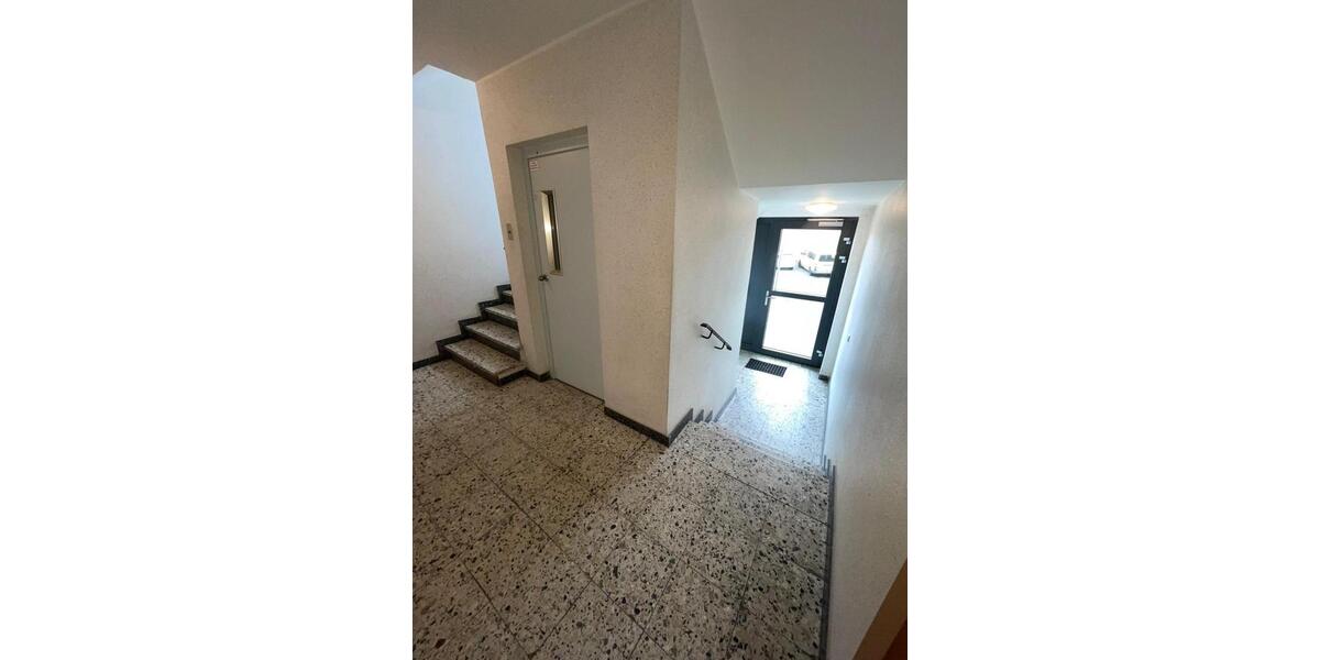 Etagenwohnung Duisburg Hochheide - 3.5 Zimmer, 70 m&sup2;, 169.000&euro; | Angebot:25498383