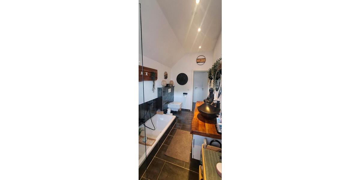 Reihenhaus Oberhausen Schmachtendorf - 4 Zimmer, 84 m&sup2;, 320.000&euro; | Angebot:26739393