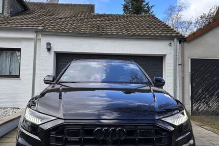 Audi Q8 85.000 km 55.000 &euro; Duisburg 47148