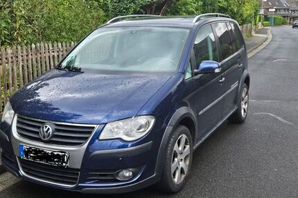 VW Touran 337.000 km 3.800 &euro; Dinslaken 46539