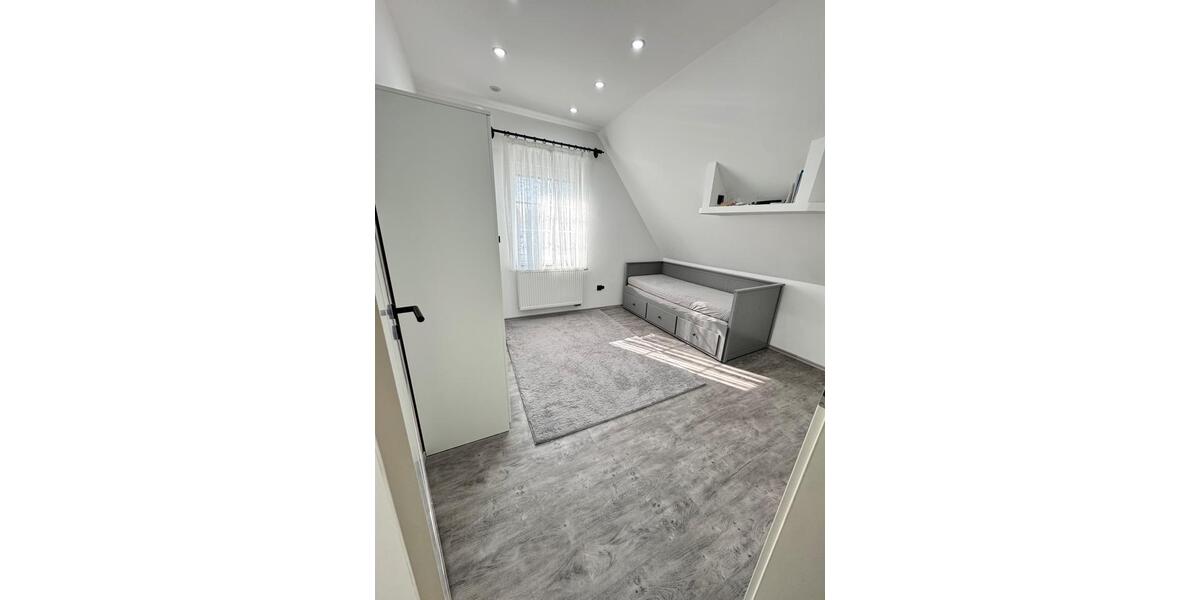 Reihenhaus Gladbeck Alt-Rentfort - 5 Zimmer, 115 m&sup2;, 400.000&euro; | Angebot:26085158