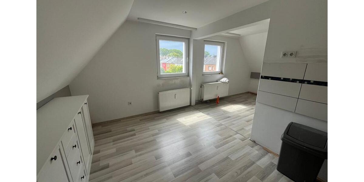Dachgeschoßwohnung Marl Alt-Marl - 3.5 Zimmer, 65 m&sup2;, 850&euro; | Angebot:26563182