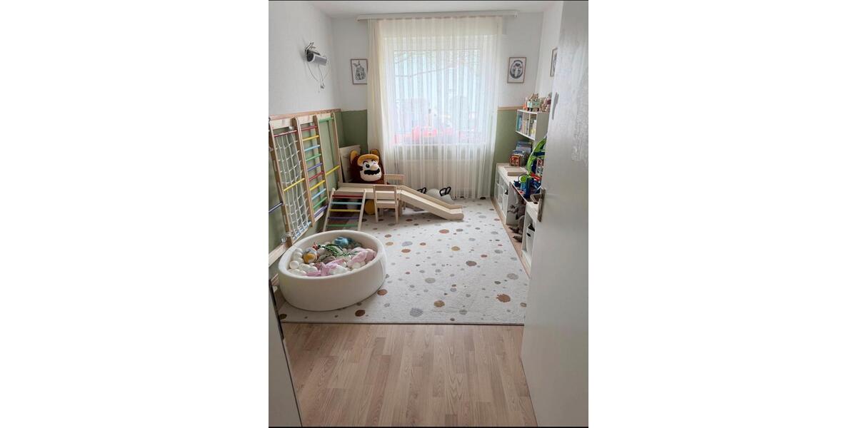 Etagenwohnung Dinslaken Lohberg - 3.5 Zimmer, 80 m&sup2;, 720&euro; | Angebot:26013830