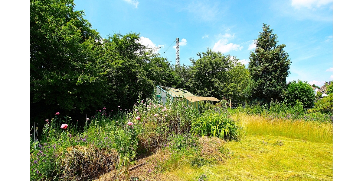 Duisburg Rahm: Gepflegte Doppelhaushälfte mit Garage auf schönem Sonnengrundstück - Doppelhaushälfte Duisburg / Rahm Rahm | Angebot:27009070