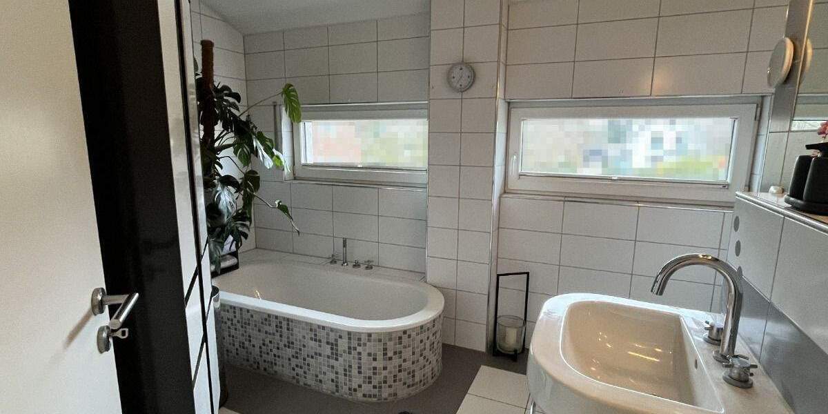 Einfamilienhaus Duisburg Baerl - 5 Zimmer, 174 m&sup2;, 729.000&euro; | Angebot:25780353