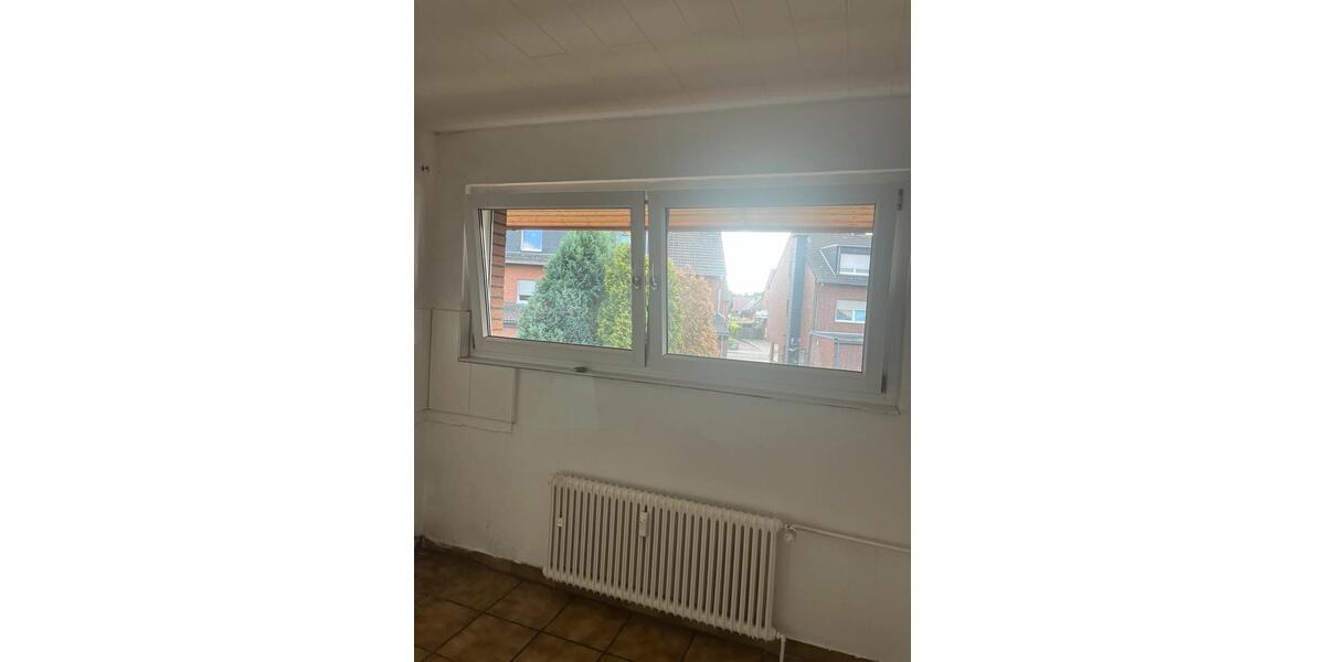 Etagenwohnung Hünxe - 1 Zimmer, 74 m&sup2;, 710&euro; | Angebot:26242004
