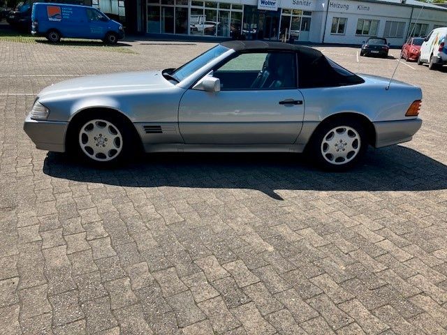 Mercedes-Benz SL 300 131.100 km 12.500 &euro; Gelsenkirchen 45892