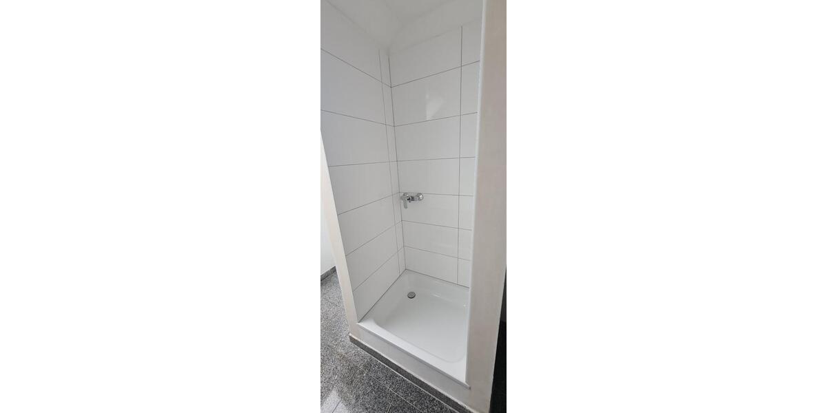 Dachgeschoßwohnung Duisburg Hamborn - 5 Zimmer, 97 m&sup2;, 930&euro; | Angebot:26592529