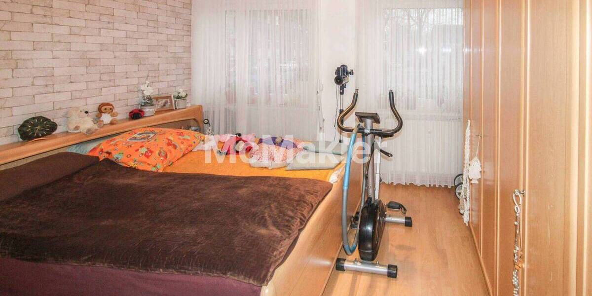 Etagenwohnung Gelsenkirchen Schalke - 3 Zimmer, 100 m&sup2;, 150.000&euro; | Angebot:26596020