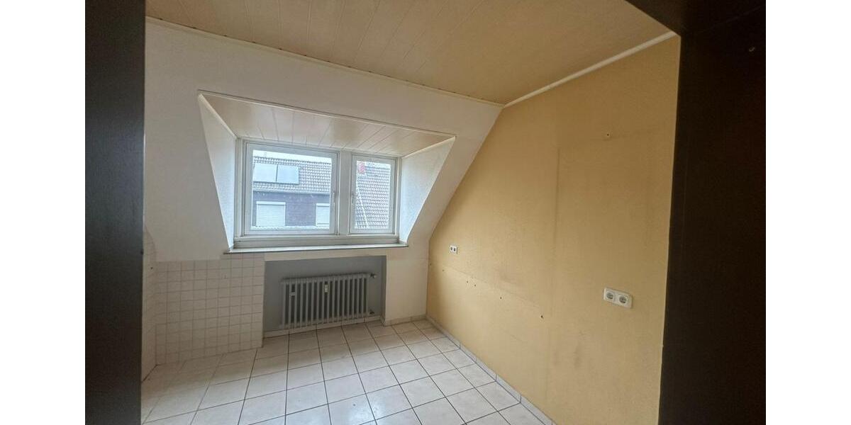 Dachgeschoßwohnung Gladbeck - 2.5 Zimmer, 60 m&sup2;, 480&euro; | Angebot:24522802