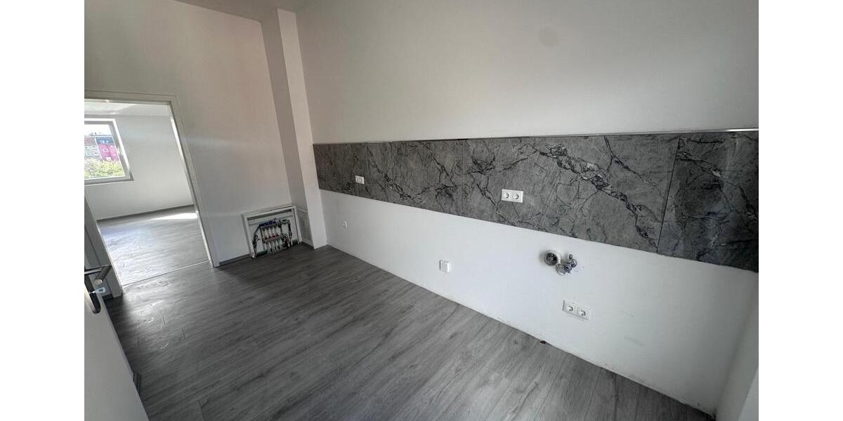 Etagenwohnung Essen Stadtbezirk III - 1 Zimmer, 40 m&sup2;, 820&euro; | Angebot:26036971