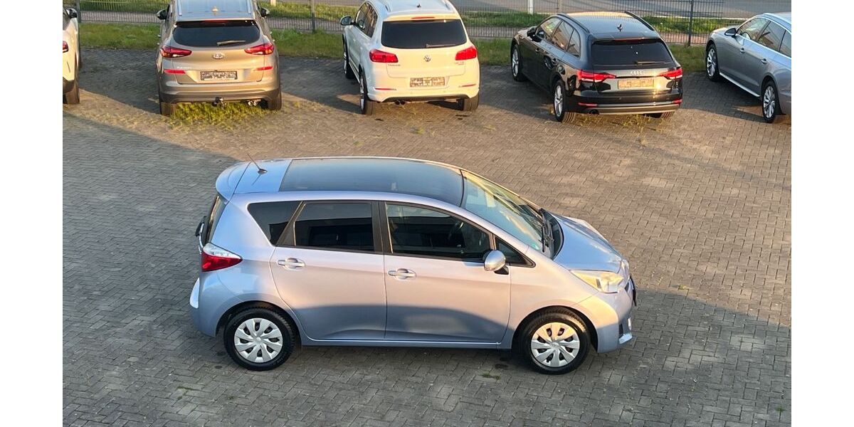 Toyota Verso-S 34.897 km 6.999 &euro; Voerde 46562