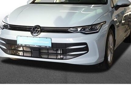 VW Golf 8.600 km 23.998 &euro; Recklinghausen 45657