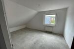 Dachgeschoßwohnung Schermbeck - 2.5 Zimmer, 62 m&sup2;, 450&euro; | Angebot:26646847