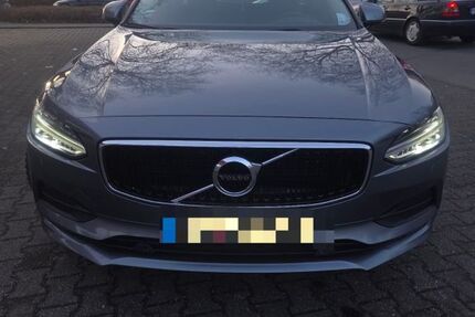Volvo V90 326.250 km 10.450 &euro; Recklinghausen 45661