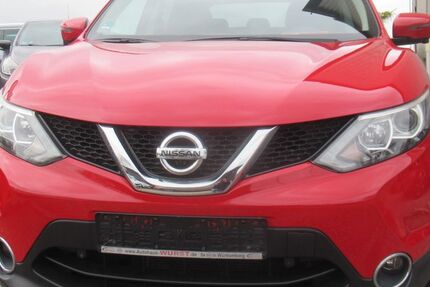 Nissan Qashqai 106.254 km 9.890 &euro; Herne 44653