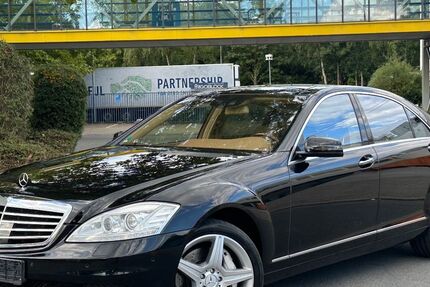 Mercedes-Benz S 500 112.000 km 26.700 &euro; Essen 45356