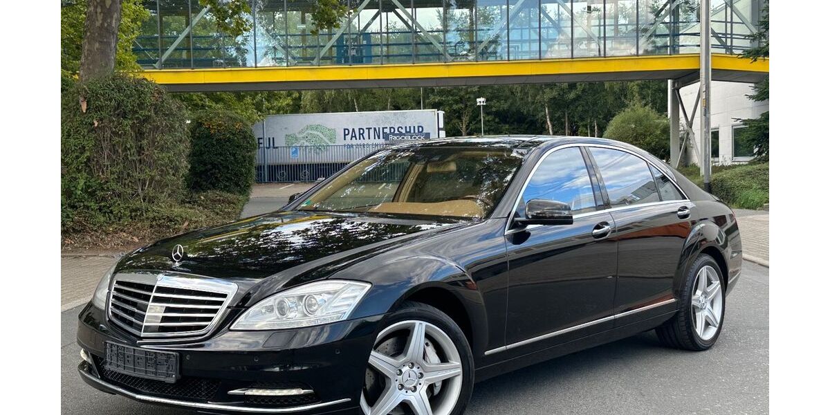 Mercedes-Benz S 500 112.000 km 26.700 &euro; Essen 45356