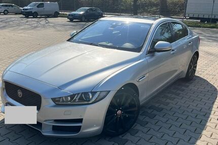 Jaguar XE 191.500 km 8.500 &euro; Essen 45127