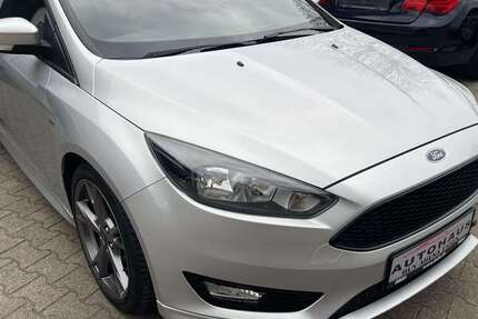 Ford Focus 180.000 km 4.900 &euro; Essen 45356