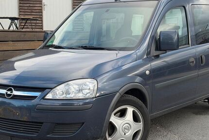 Opel Combo 138.702 km 1.250 &euro; Gelsenkirchen 45884