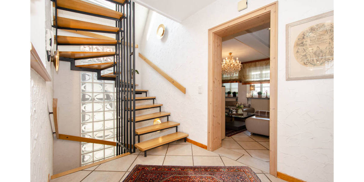 Einfamilienhaus Hattingen - 6 Zimmer, 173 m&sup2;, 528.000&euro; | Angebot:25743248