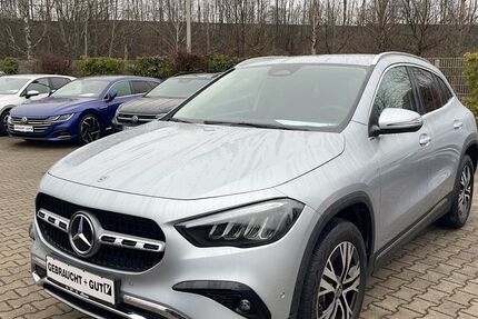 Mercedes-Benz GLA 250 12.270 km 37.890 &euro; Duisburg 47178