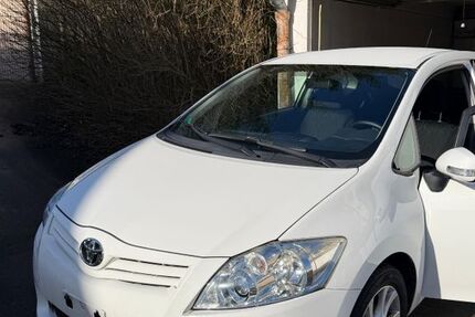Toyota Auris 140.000 km 4.750 &euro; Heiligenhaus 42579