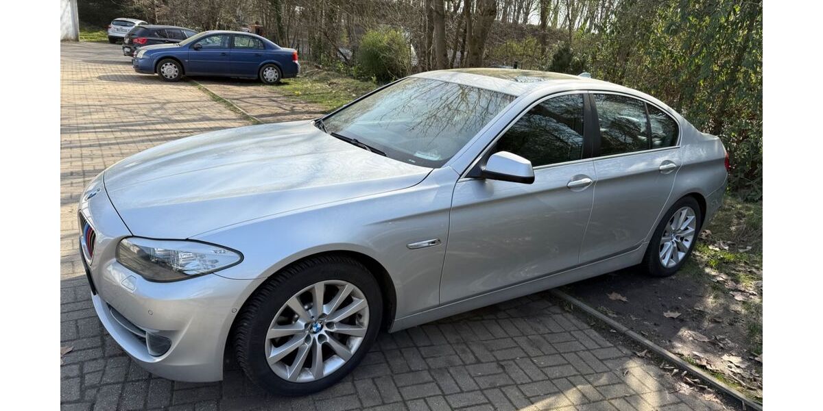 BMW 530 182.000 km 13.000 &euro; Bochum 44892