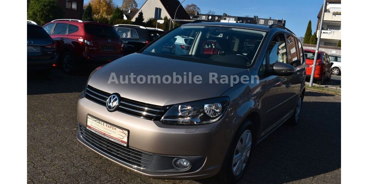 VW Touran 137.000 km 6.990 &euro; Oer-Erkenschwick (Rapen) 45739