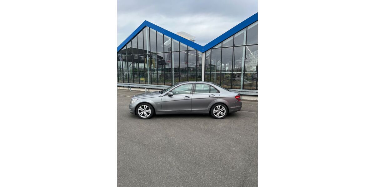 Mercedes-Benz C 180 245.000 km 7.500 &euro; Duisburg 47198