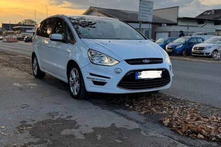 Ford S-Max 152.000 km 8.900 &euro; Dinslaken 46535