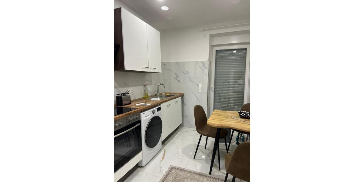 Erdgeschoßwohnung Essen Stadtbezirk V - 1 Zimmer, 370&euro; | Angebot:25389696