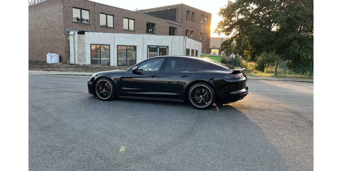 Porsche Panamera 83.500 km 78.900 &euro; Moers 47441