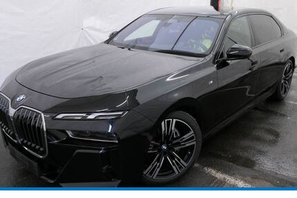 BMW 740 25.399 km 92.780 &euro; Dinslaken 46535