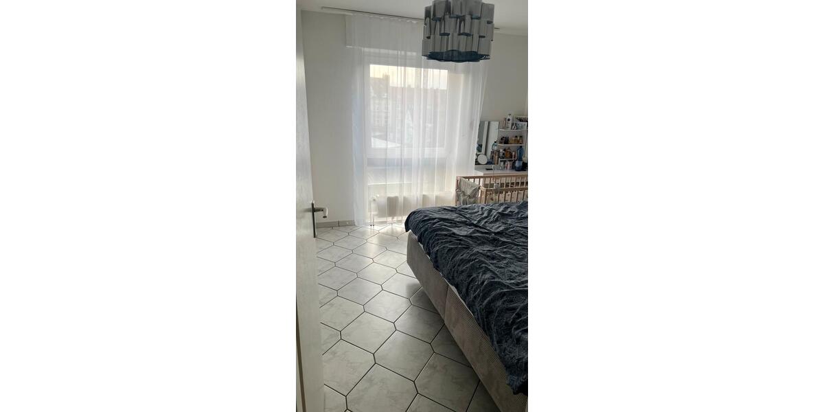 Etagenwohnung Gelsenkirchen - 3.5 Zimmer, 76 m&sup2;, 190.000&euro; | Angebot:26652464