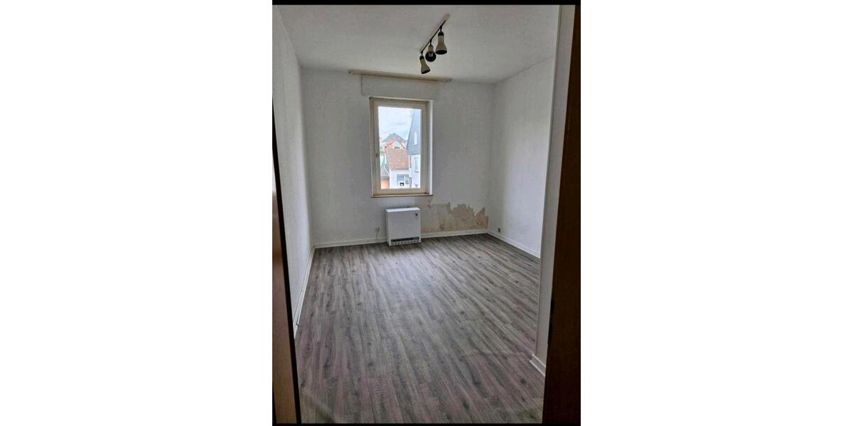 Etagenwohnung Essen Stadtbezirk VII - 3 Zimmer, 85 m&sup2;, 590&euro; | Angebot:26650160