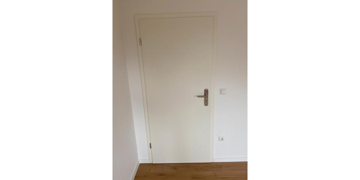 Dachgeschoßwohnung Duisburg Angerhausen - 2.5 Zimmer, 58 m&sup2;, 410&euro; | Angebot:26619998