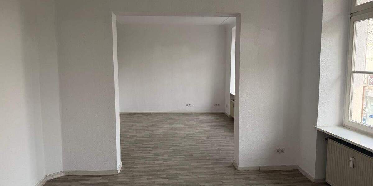 Etagenwohnung Duisburg Dellviertel - 3 Zimmer, 93 m&sup2;, 590&euro; | Angebot:25927892