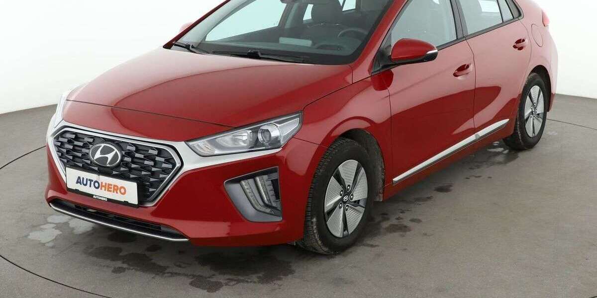 Hyundai IONIQ 29.380 km 17.690 &euro; Essen 45141