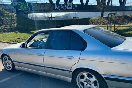 BMW 520 329.000 km 12.800 &euro; Mülheim Ruhr 45478