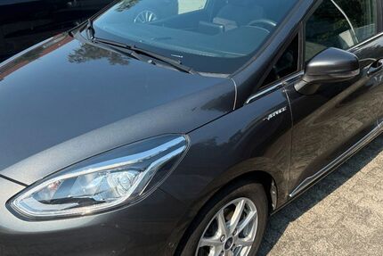 Ford Fiesta 60.000 km 12.700 &euro; Herne 44649
