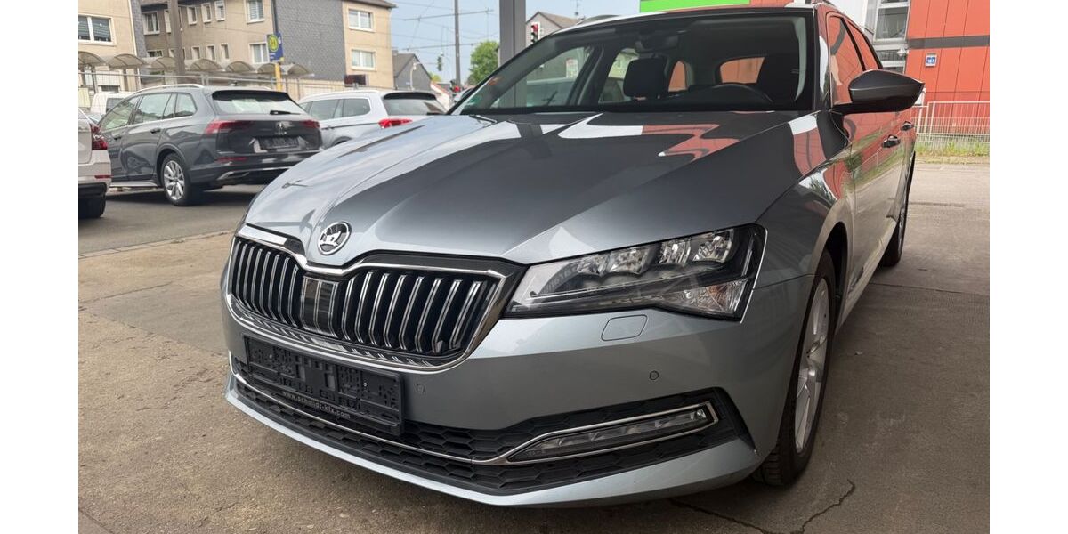 Skoda Superb 173.000 km 16.990 &euro; Mülheim/Ruhr 45475