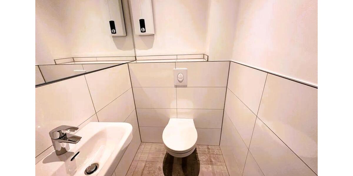 Etagenwohnung Oberhausen - 4 Zimmer, 122 m&sup2;, 900&euro; | Angebot:26588337