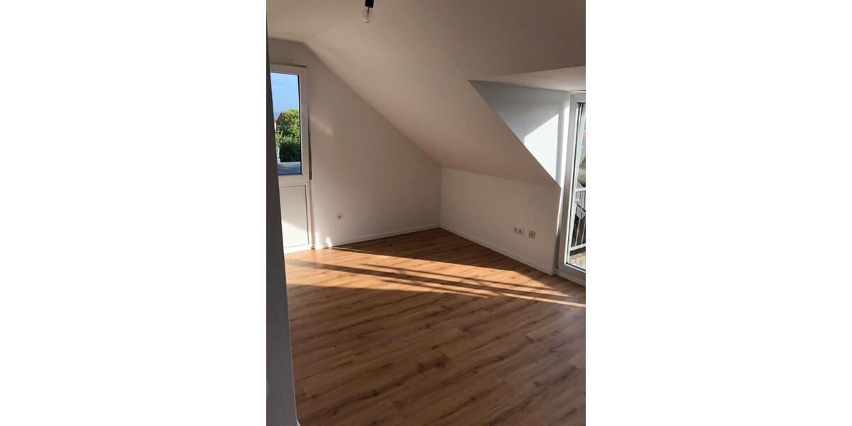 Dachgeschoßwohnung Bochum Altenbochum - 1 Zimmer, 25 m&sup2;, 430&euro; | Angebot:25239007