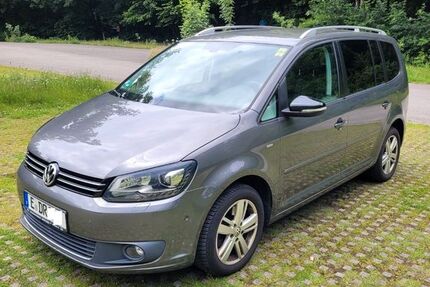 VW Touran 220.666 km 6.900 &euro; Bochum 44869