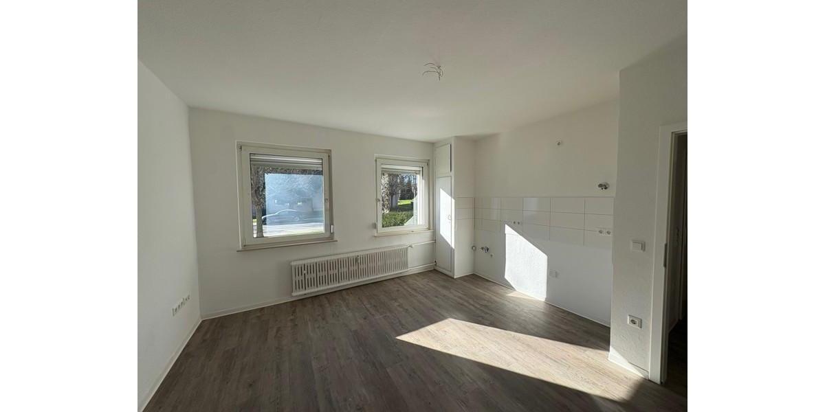 Erdgeschoßwohnung Essen Stadtbezirk VI - 2.5 Zimmer, 47 m&sup2;, 475&euro; | Angebot:24268736