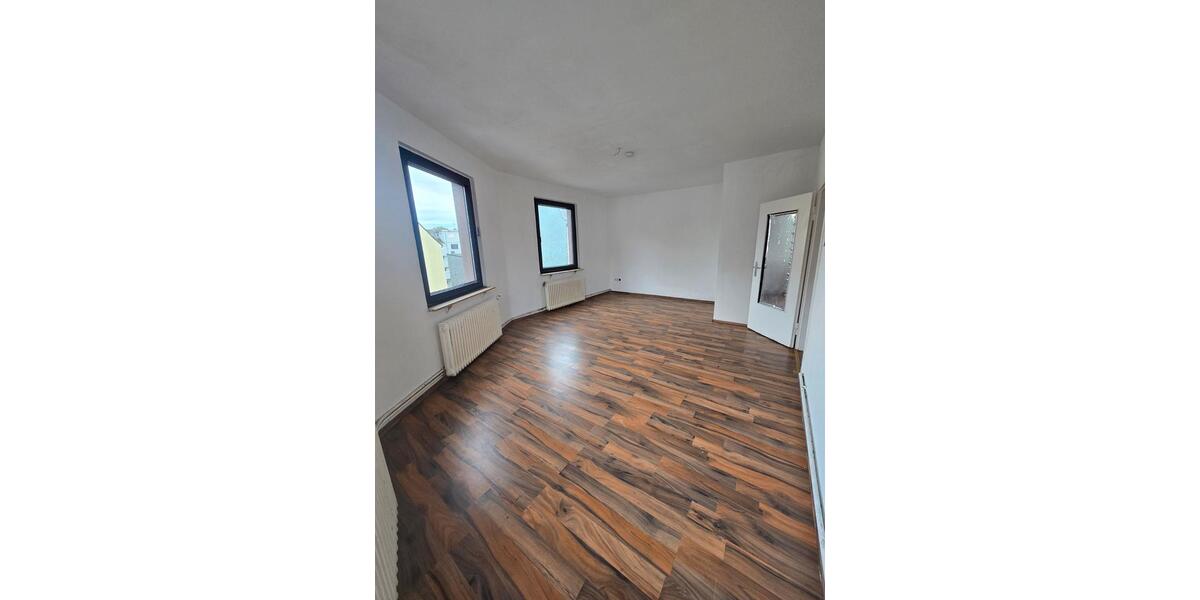 Etagenwohnung Duisburg Laar - 3.5 Zimmer, 82 m&sup2;, 600&euro; | Angebot:26694679