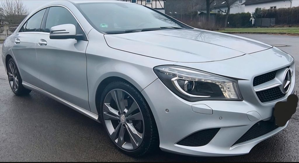 Mercedes-Benz CLA 220 195.000 km 14.399 &euro; Duisburg 47226
