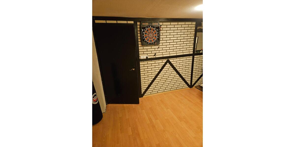 Einfamilienhaus Duisburg Rheinhausen - 10 Zimmer, 160 m&sup2;, 340.000&euro; | Angebot:24853905